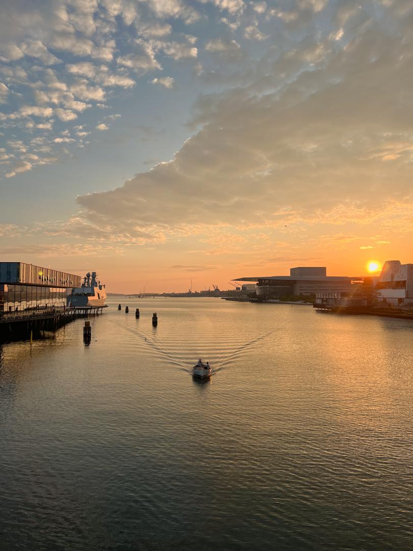 Visite du centre ville de Copenhague en bateau sans permis