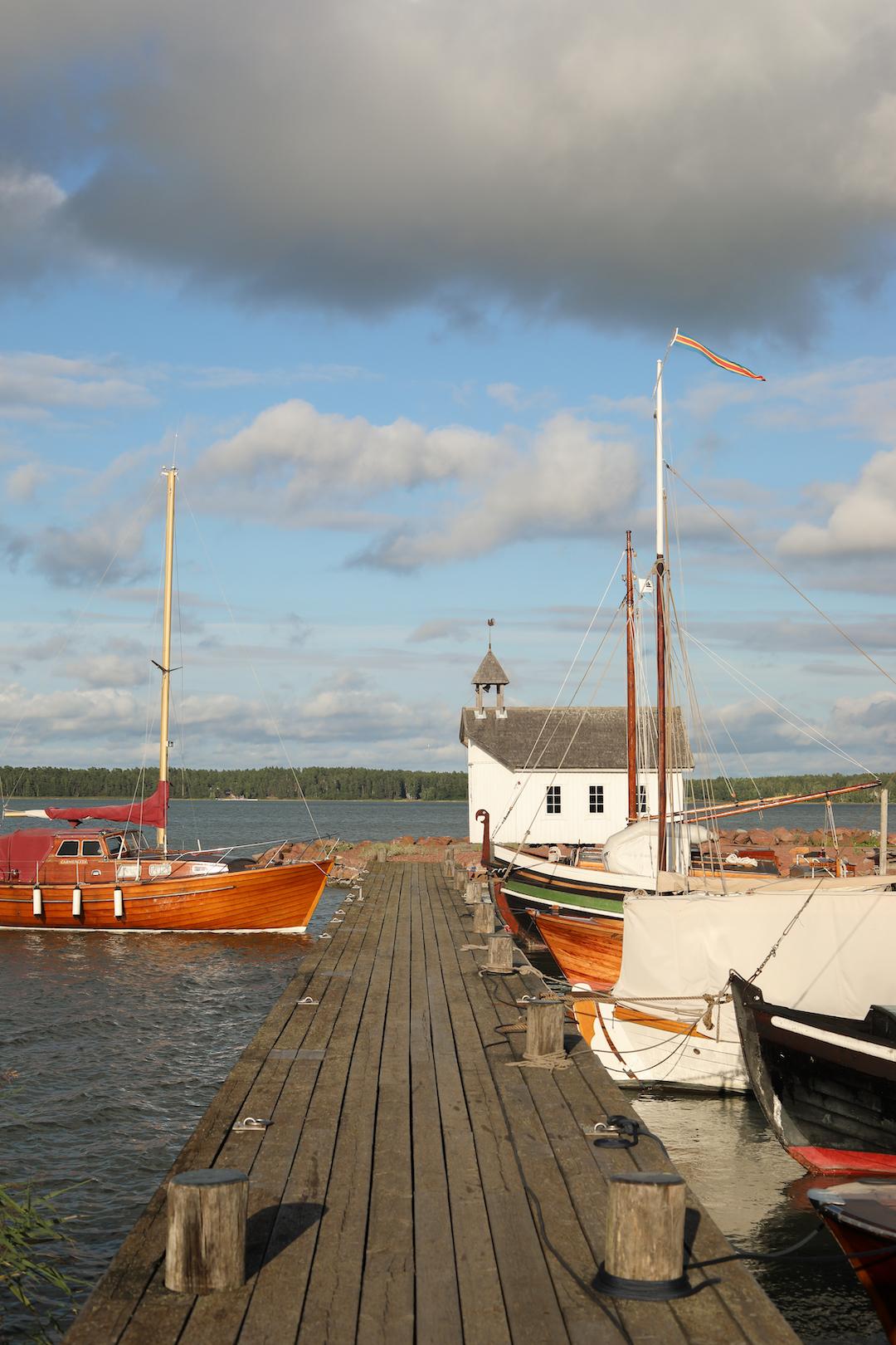 le port du quartier maritime à mariehamn